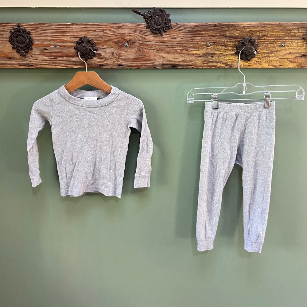 Hanna Andersson Kids Gray Organic Cotton Pajama Set Size 90 US 3 Long Sleeve PJs
